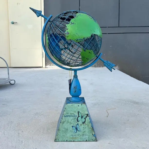 外贸孤品铁艺装饰摆件22*22*68