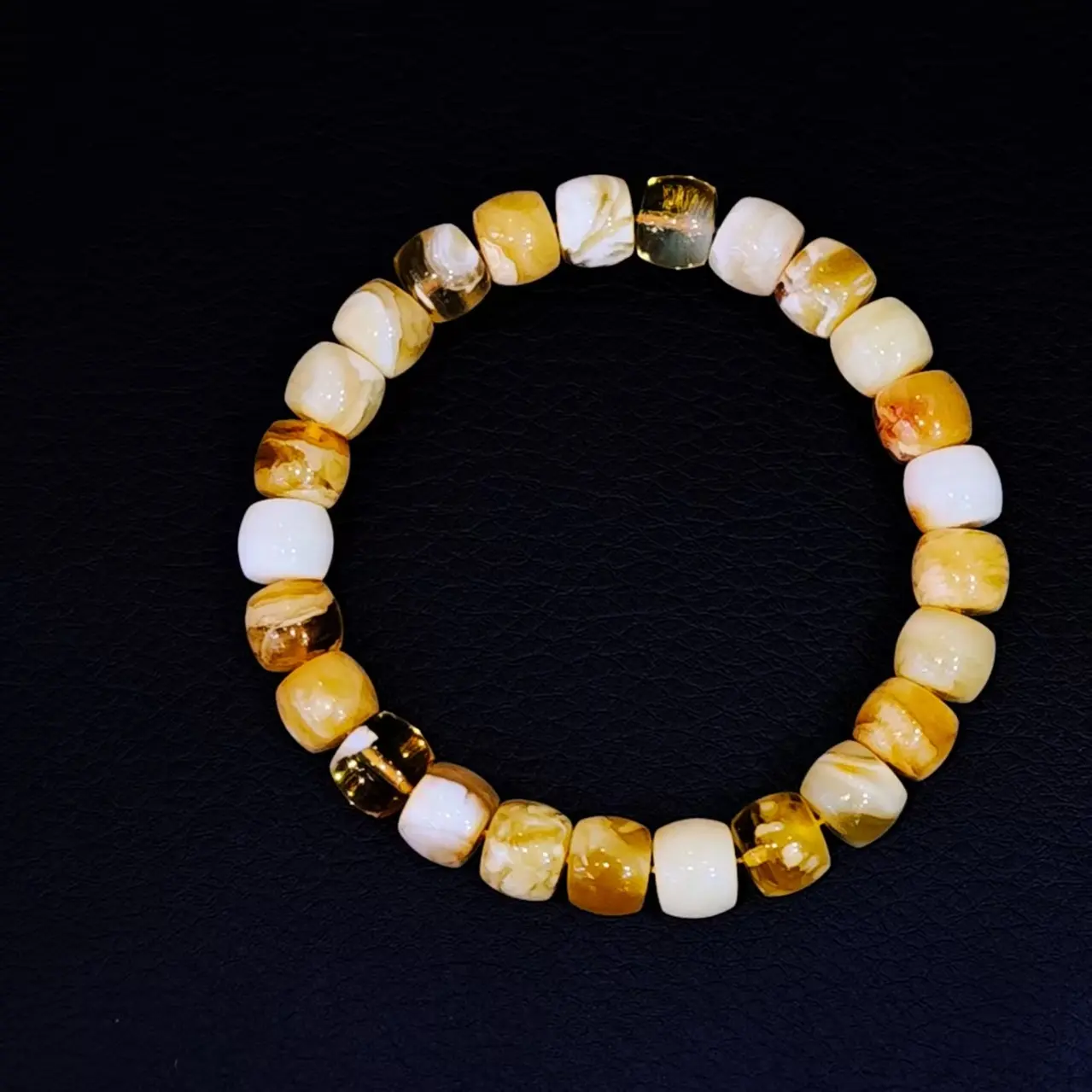 9+天然原矿无优化保真焦皮料多宝直切蜜蜡手串重10.71克女士