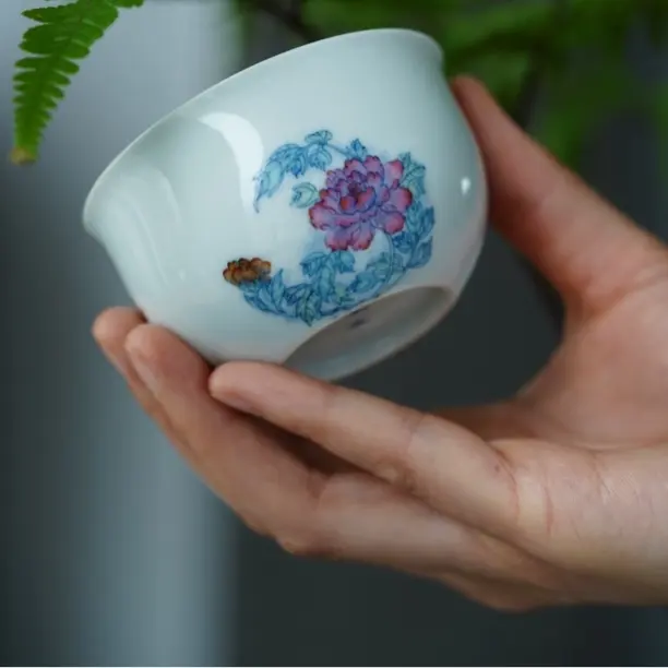 望玉斗彩四季团花缸杯