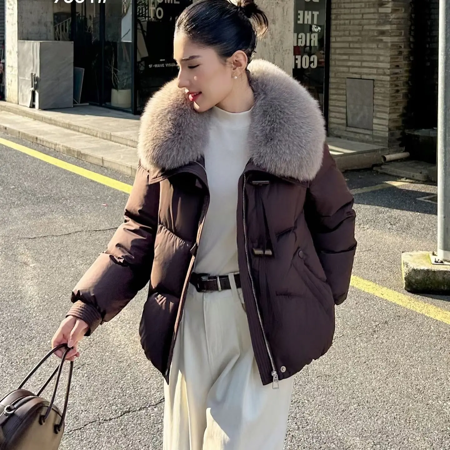 专柜正品冬季新款韩版立领领短款女显瘦保暖鹅绒外套9551