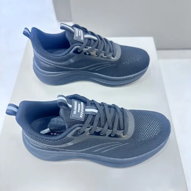 X1011运动休闲鞋透气网面鞋时尚秋季潮流夏季男鞋网面软底