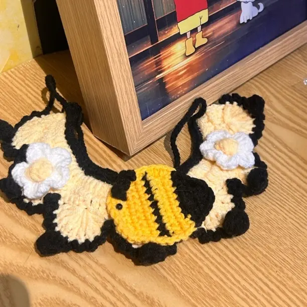 手工针织宠物猫狗围脖围兜可爱口水巾饰品