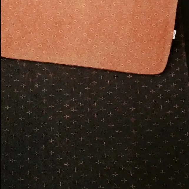 柞蚕丝双面十字纹茶席适合老茶客使用