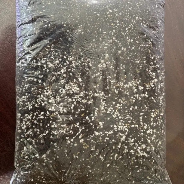 南非龟甲龙专用土，泥炭、颗粒土比例（50:50），5斤/包