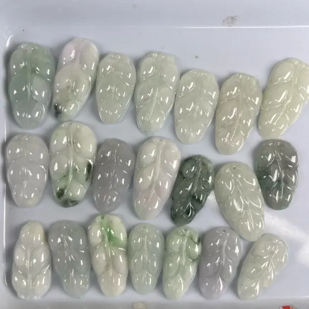 纯天然缅甸翡翠A货金枝玉叶精致百搭时尚显气质吊坠多样性发一