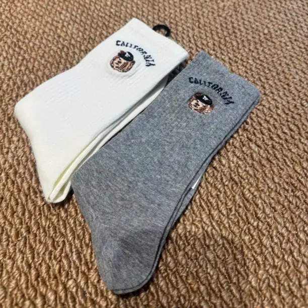 袜子女秋冬中筒棉日系百搭小熊长筒女袜