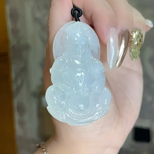 白冰正装观音吊坠