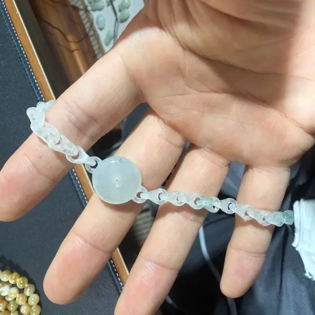缅甸A货翡翠手链（多样性发一）
