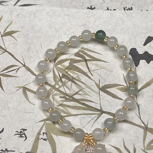 新疆天山翠石英质玉葫芦女士时尚百搭可叠戴多样性发货