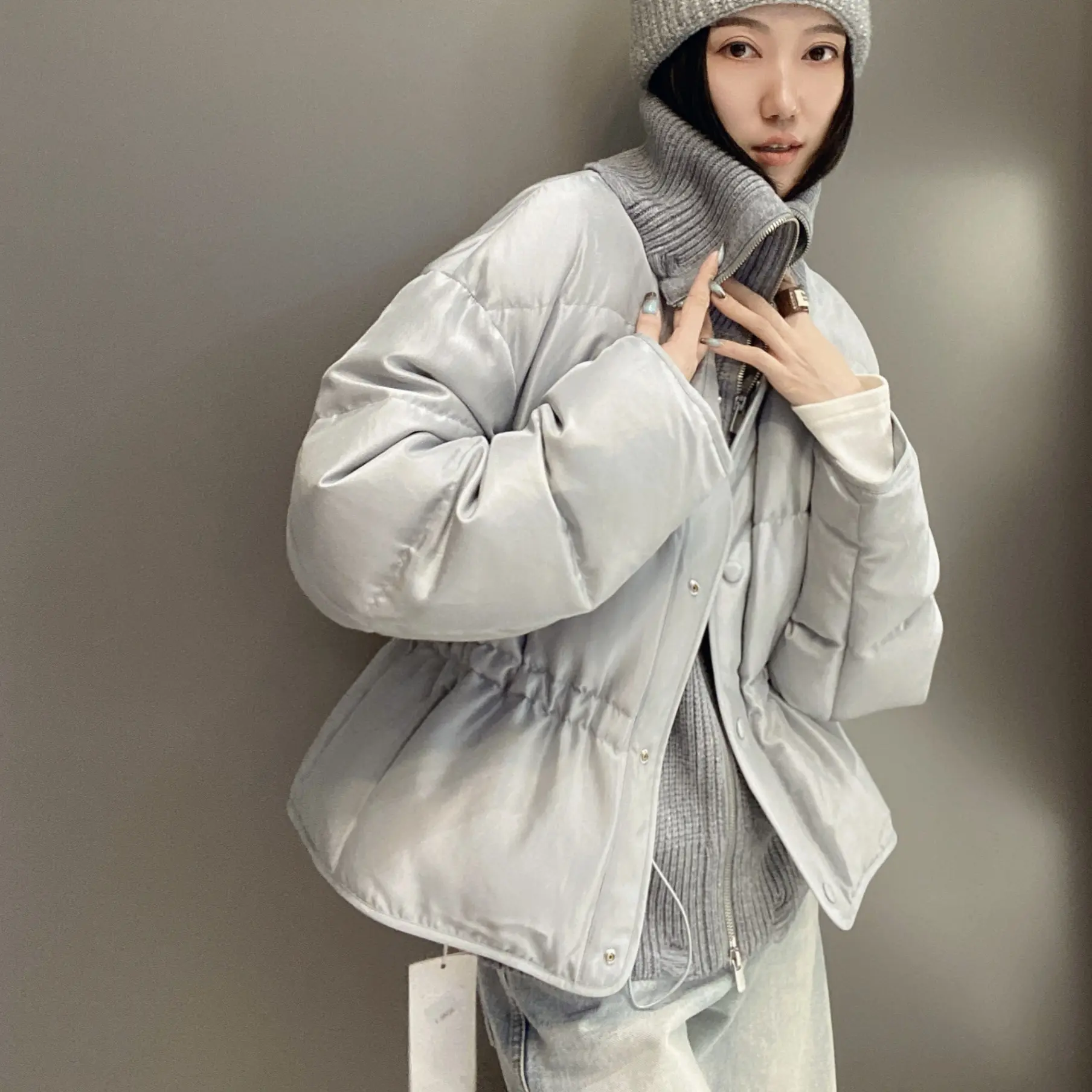 “桑蚕丝两件套时尚减龄”立领短款鹅绒服