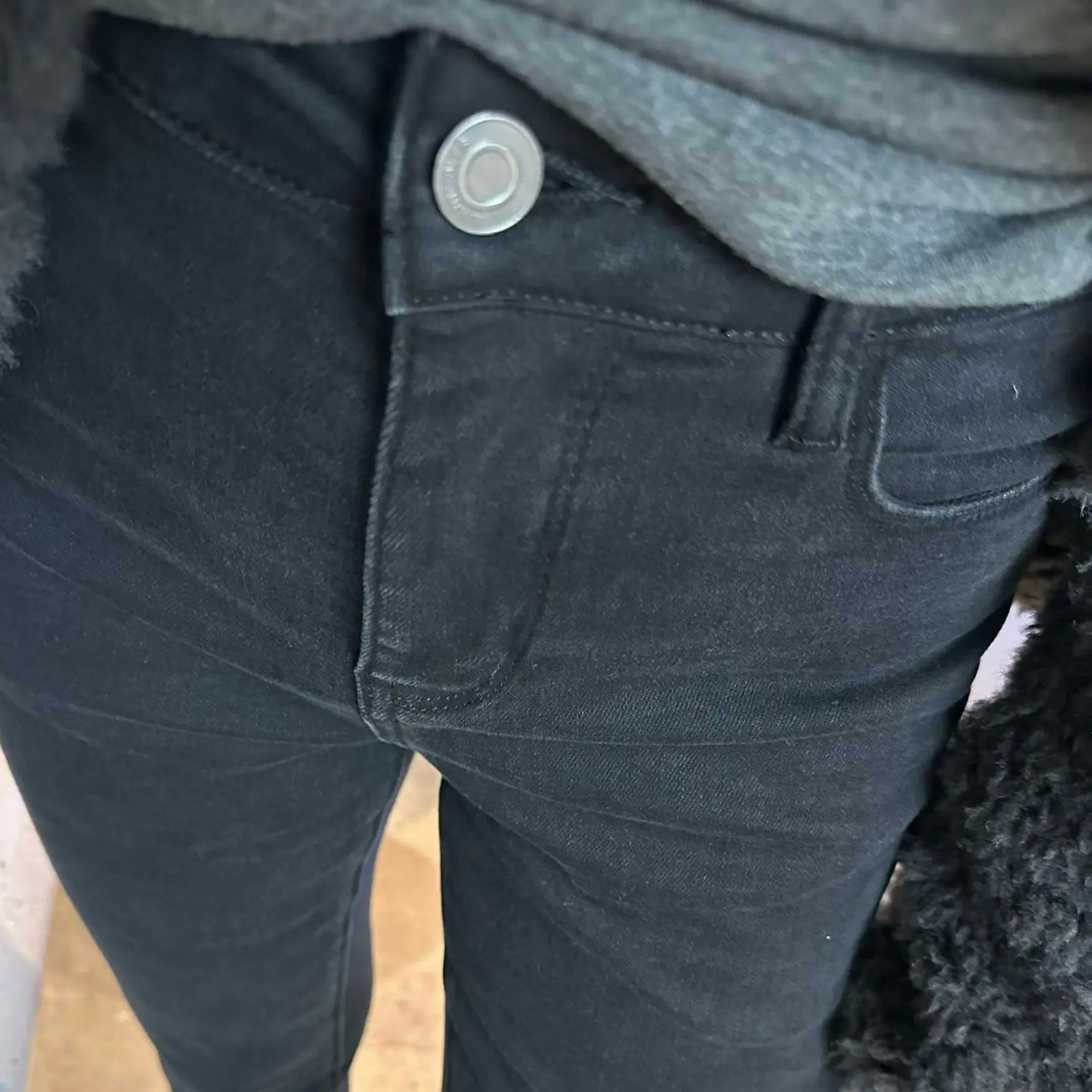 松弛感加绒高腰显瘦铅笔裤 有弹力