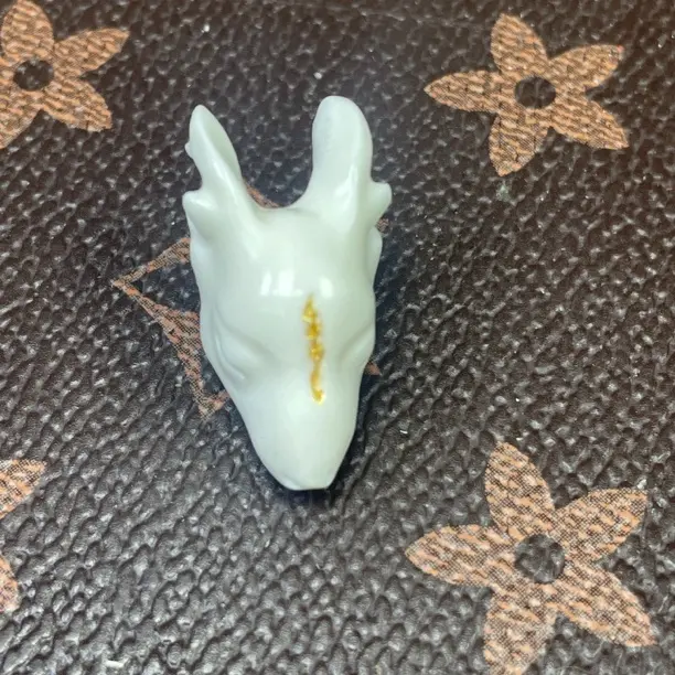 精美养殖鹿角雕刻小鹿头三通文玩配饰，尺寸17 - 18可爱