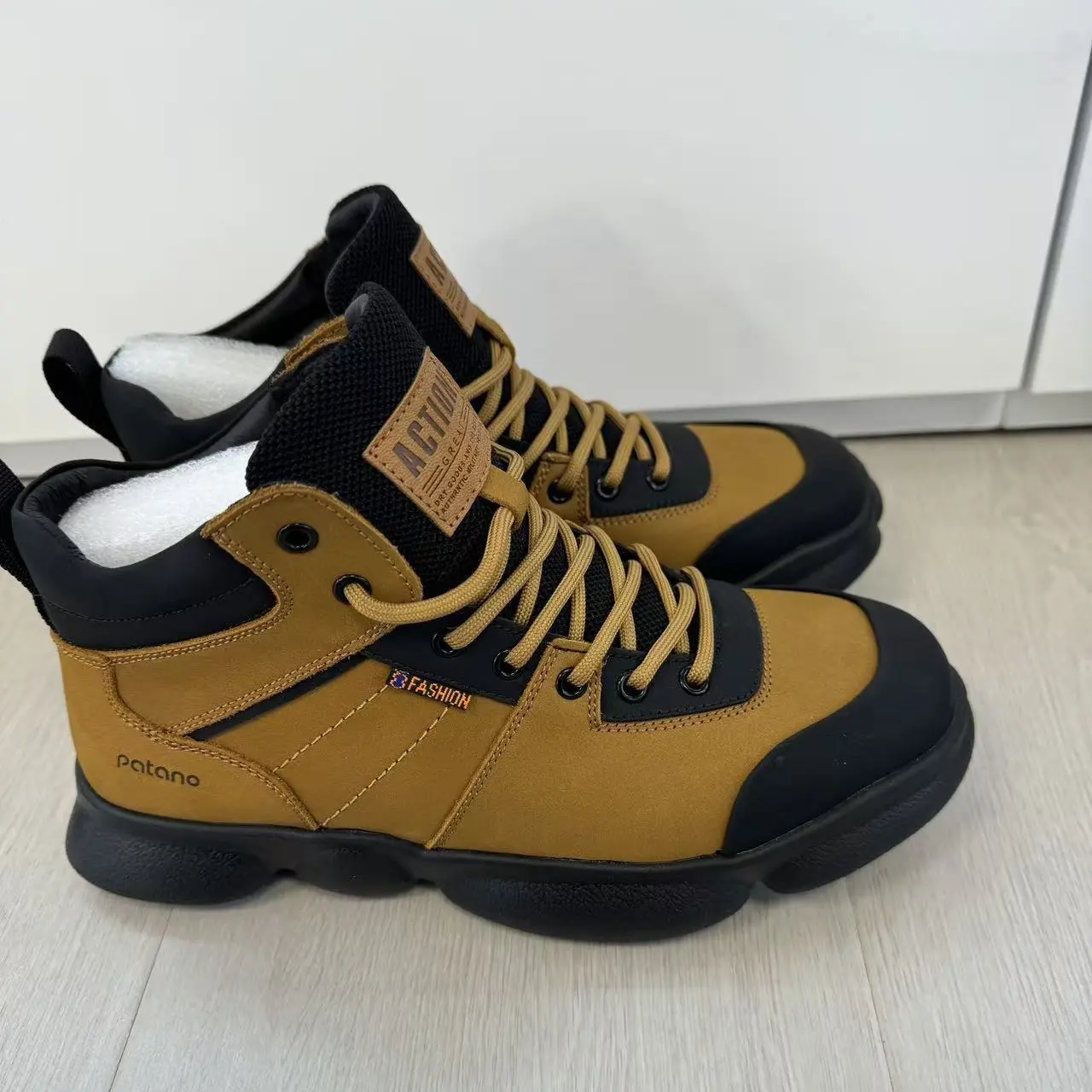 男士新款真皮轻底登山鞋冬季加绒保暖户外徒步高帮鞋