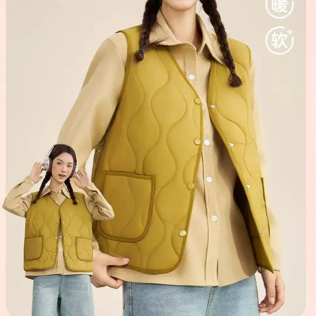 时尚百搭马甲轻薄不臃肿显瘦遮肉