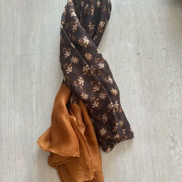 碎花围巾薄款披肩咖色迷彩