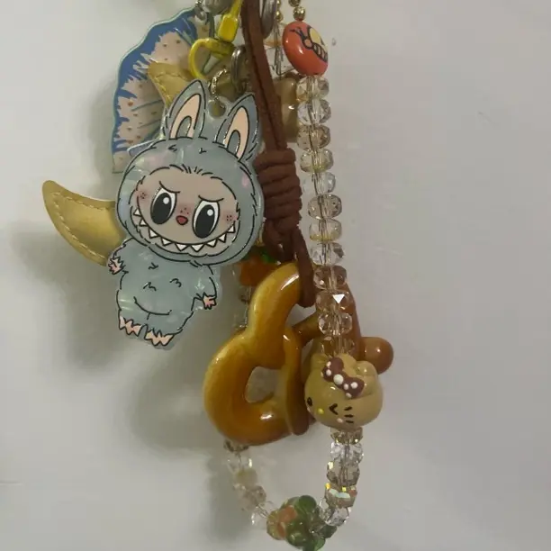 可作钥匙扣包包挂送闺蜜礼物kt亚力克