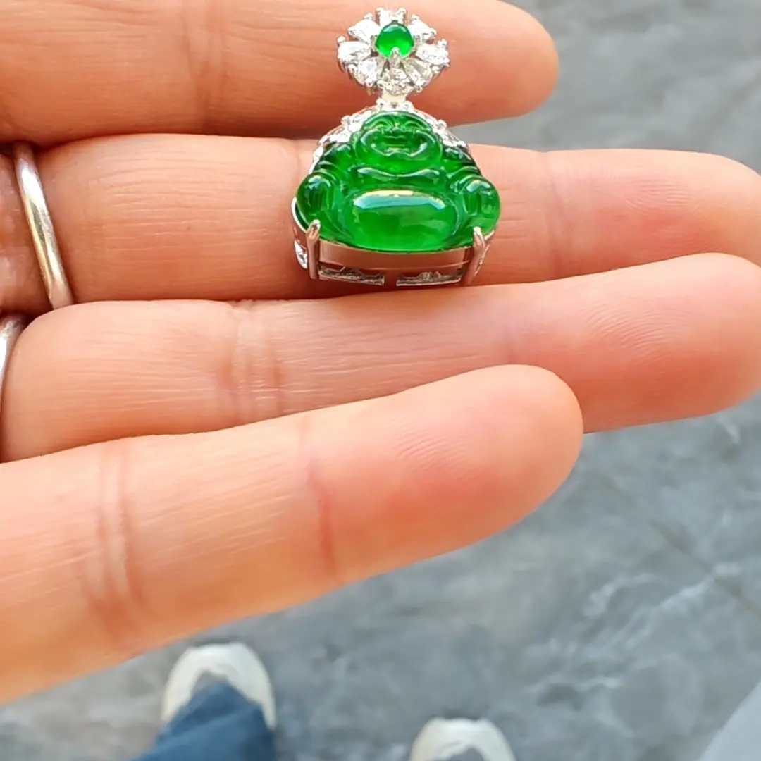 天然A货翡翠佛公吊坠时尚精致百搭