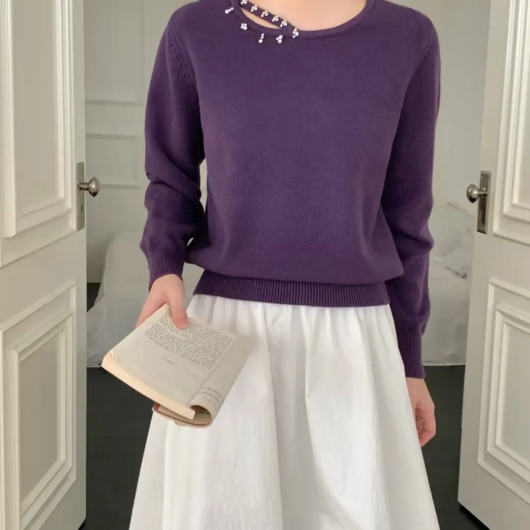 钉珠镂空圆领毛针织衫女秋冬百搭休闲风纯色长袖打底衫上衣