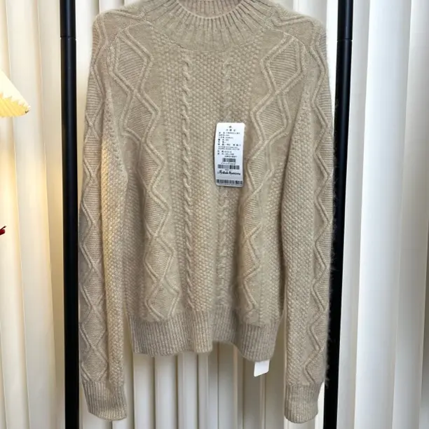 温柔圆领羊绒绞花浅驼深紫色加厚衫扭花宽松慵懒时尚百搭冬季套头