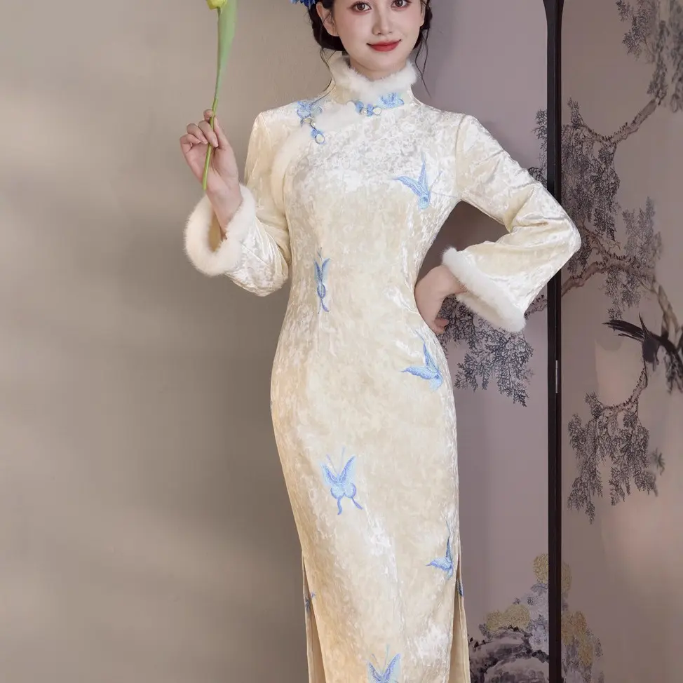 丝绒新中式刺绣加绒加厚冬款长袖气质优雅修身日常可穿长款旗袍