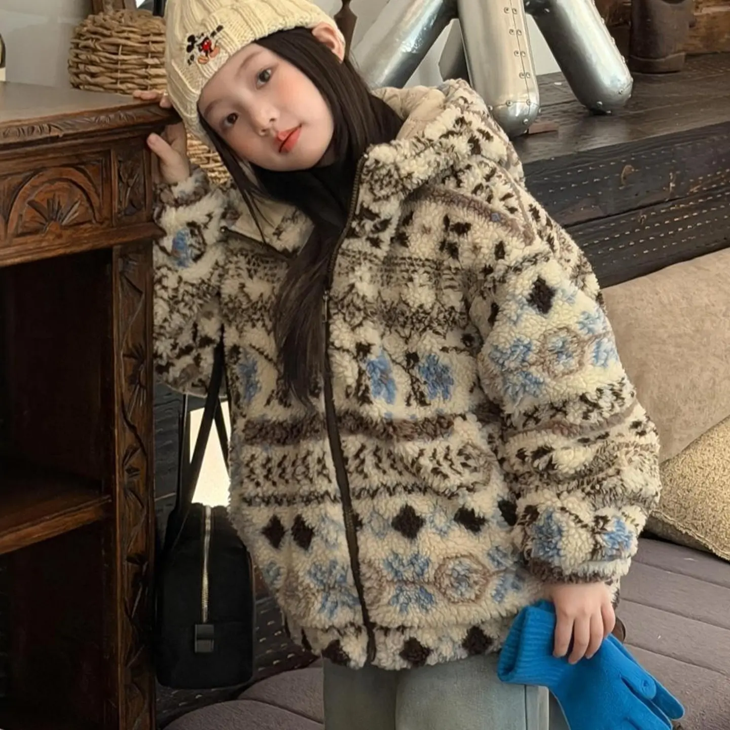 女童冬季新款费尔岛加厚棉衣连帽夹棉外套中大童保暖冬装洋气潮