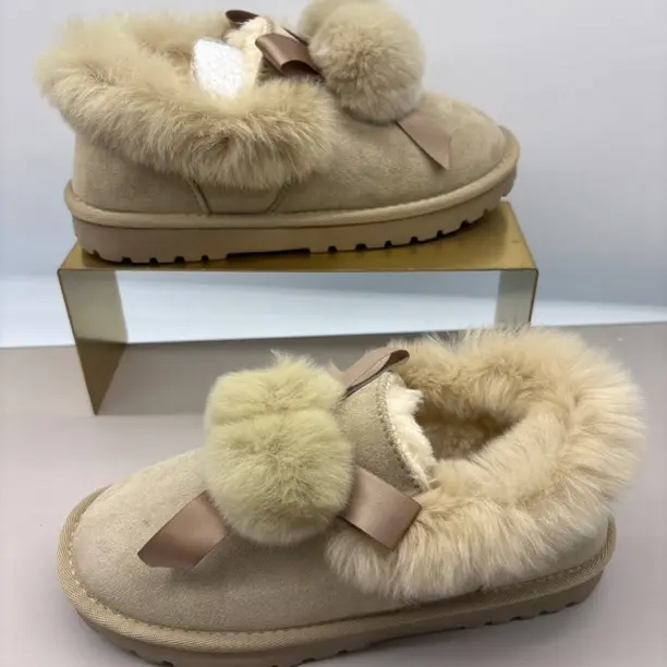 8201毛毛球冬季新款加绒加厚保暖厚底防滑一脚蹬雪地靴女棉鞋