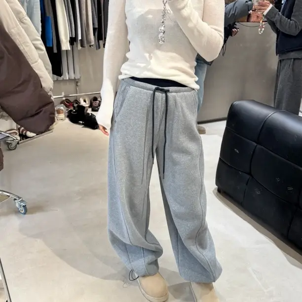 百搭简约宽松直筒休闲裤