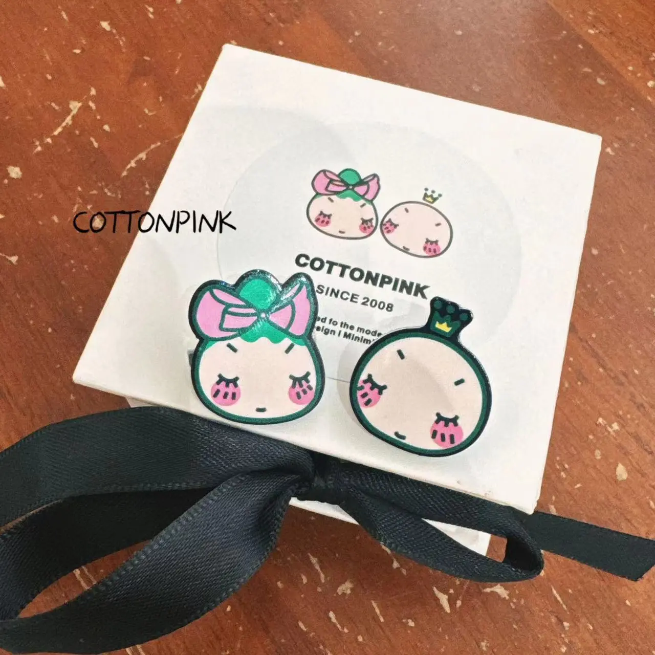 非金属亚克力胸针 COTTONPINK设计师款少女心可爱禧娃胸针一对
