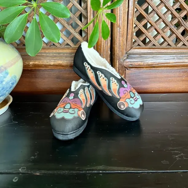 冬季老北京布鞋新中式汉服绣花女棉鞋加厚软底保暖防滑