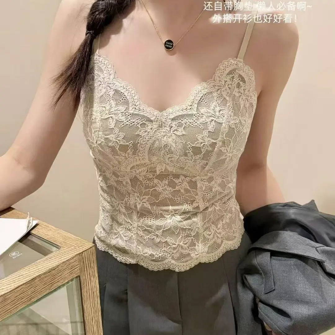秋冬磨毛保暖纯欲法式蕾丝V领带胸垫吊带美背显瘦内搭上衣
