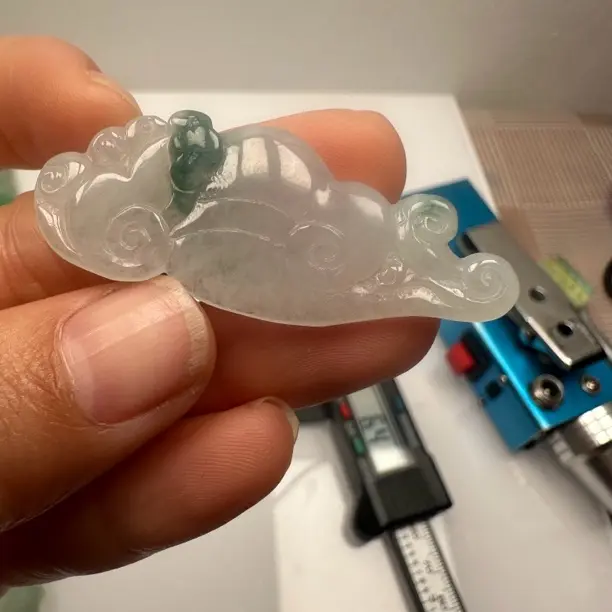 冰种飘花如意支持鉴定