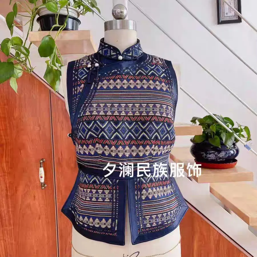 修身型斜襟款口袋上衣女士民族风休闲马夹