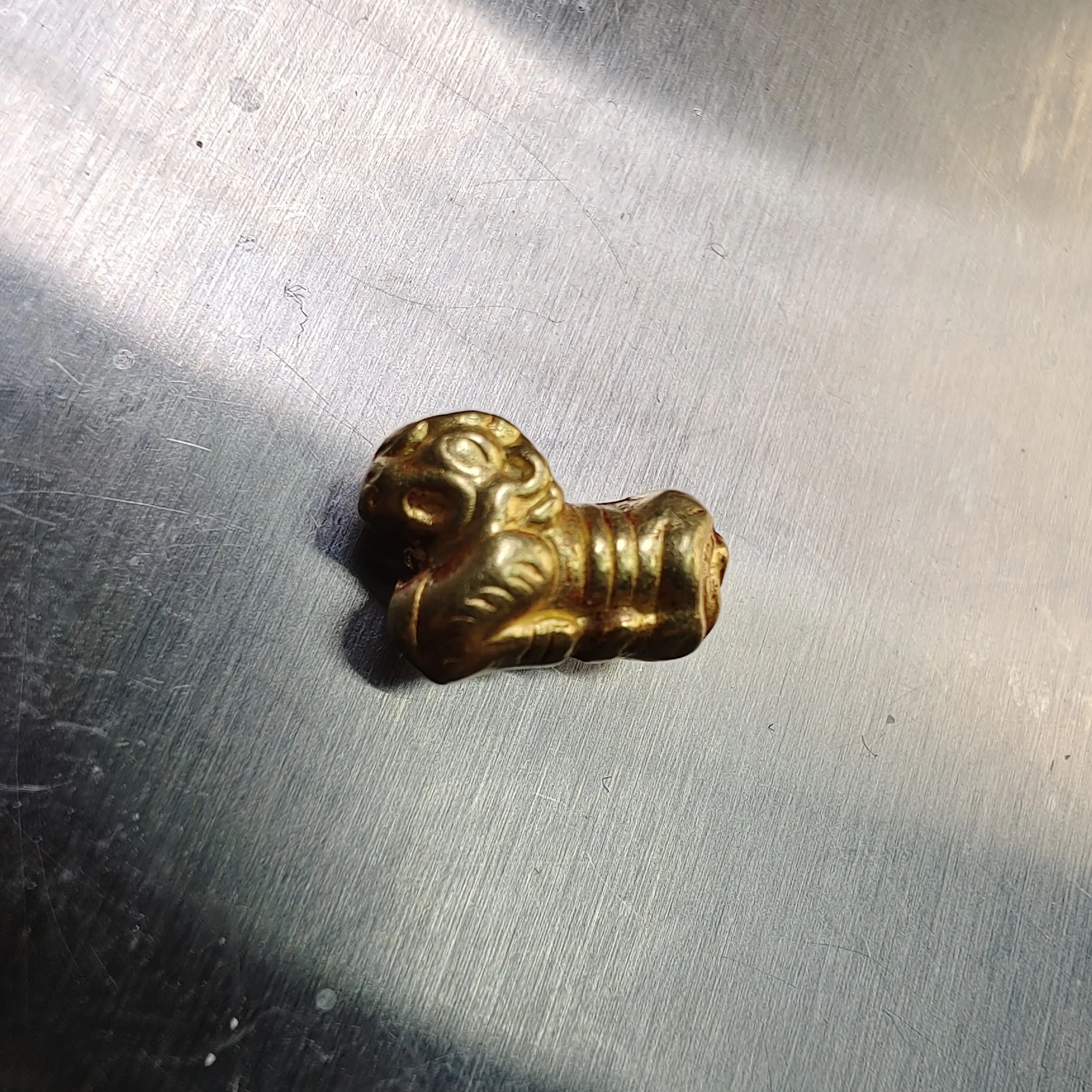 精品金子—18k—瑞兽