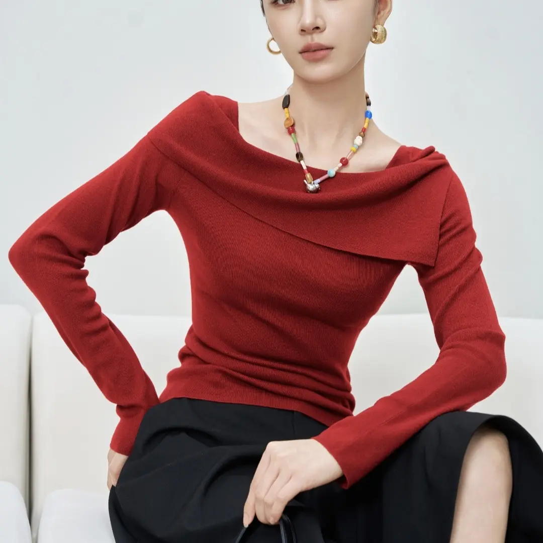 俪研【LIVELY・YAN】73728一字领红色针织衫秋季洋气百搭显瘦女