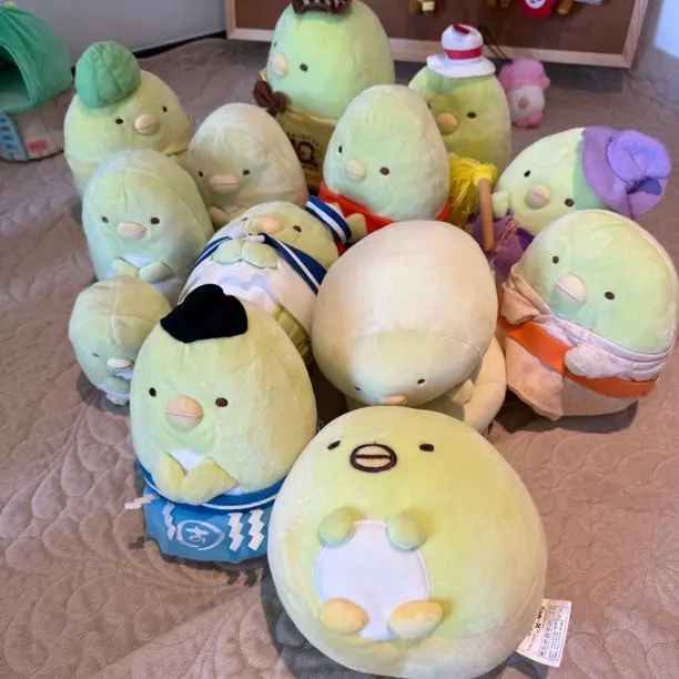 角落生物玩偶。扣号再下单，直拍无效。 下单备注编号