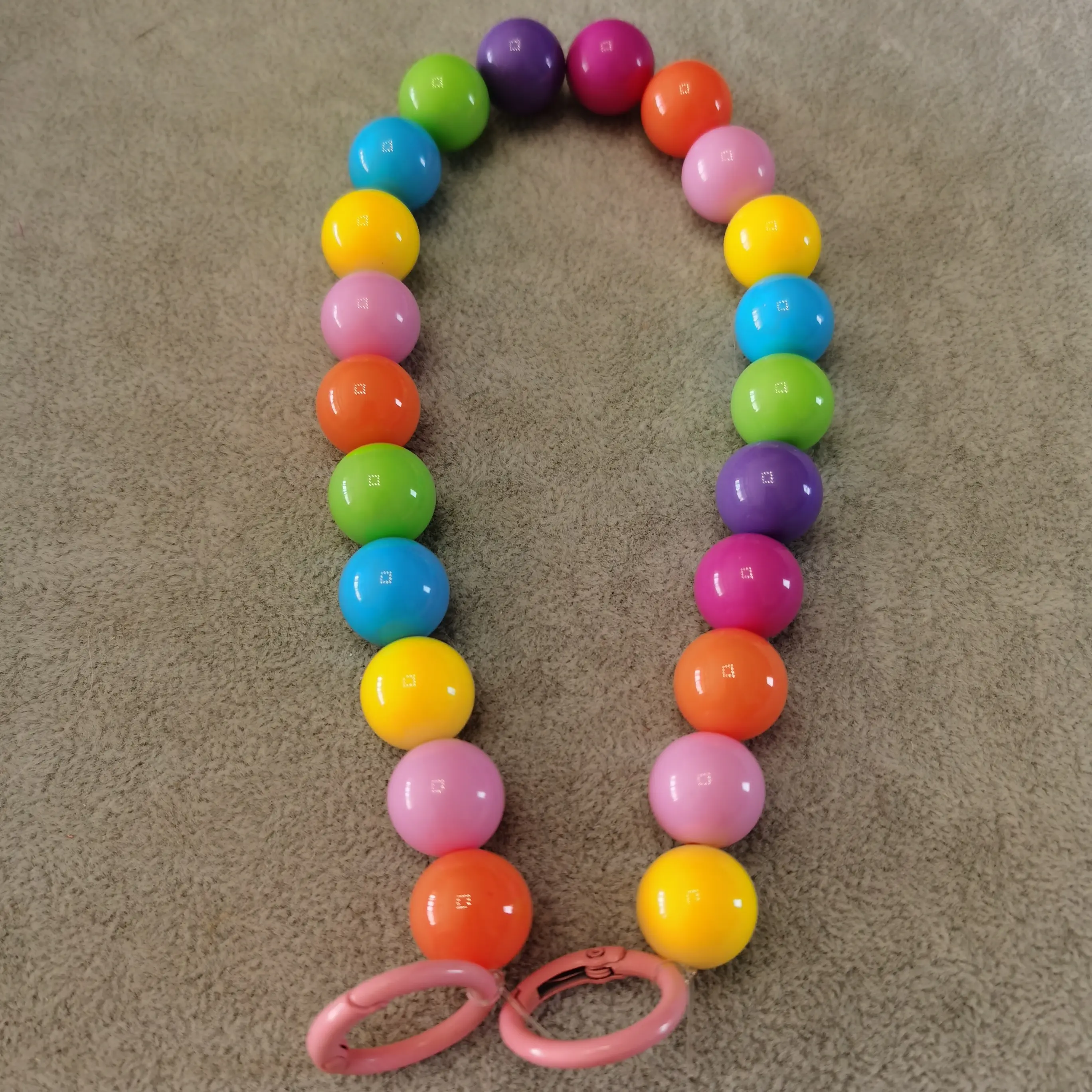 彩虹泡泡手机挂链女款手工串珠糖果色斜挎短款防丢挂绳背链夹片式