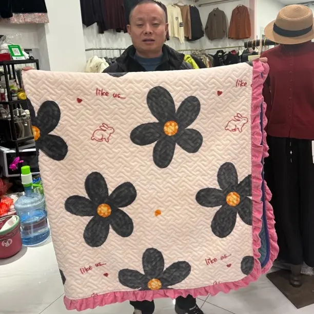 和尚推荐200加绒加厚夹棉床盖床垫