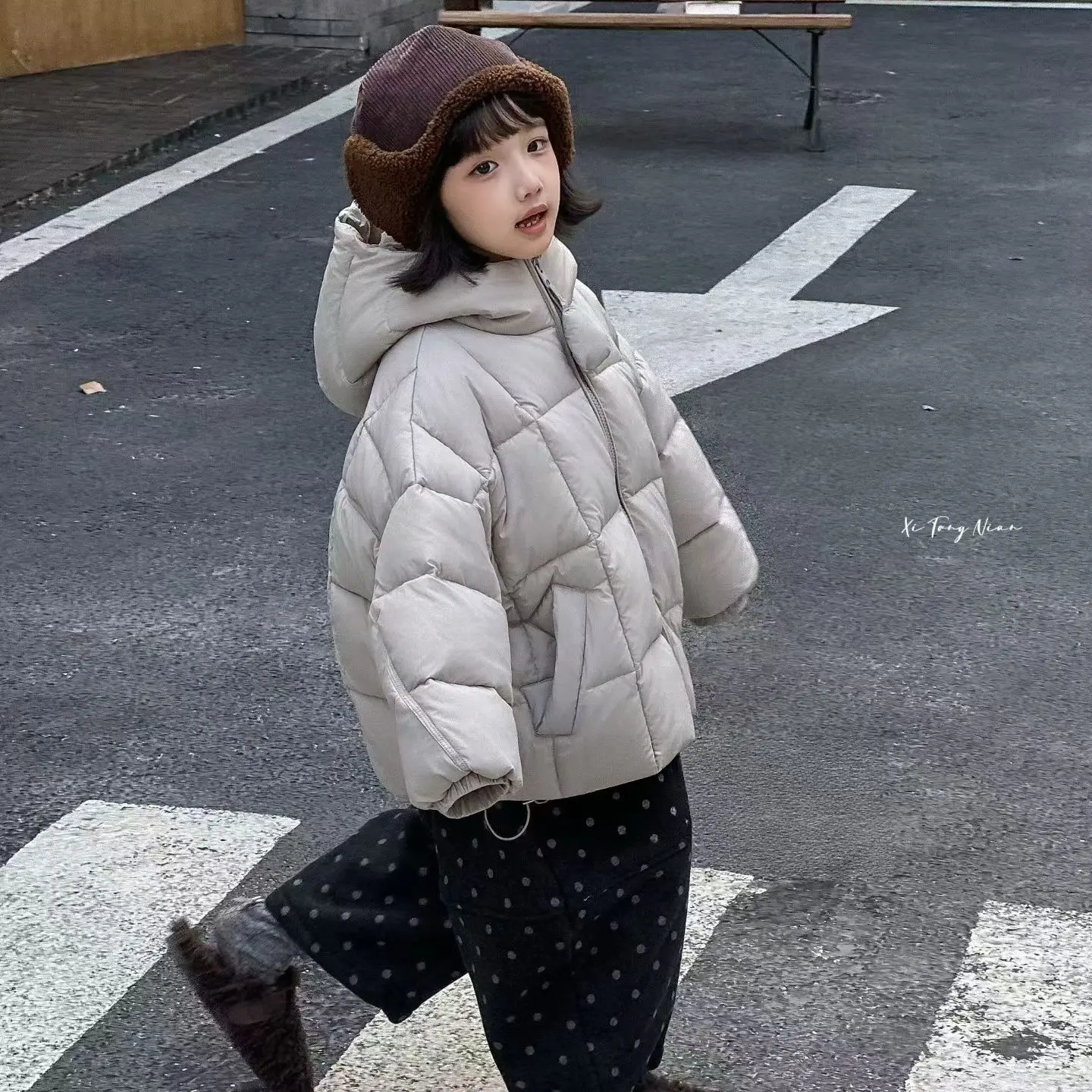 冬季儿童韩版加厚连帽白鸭绒羽绒服