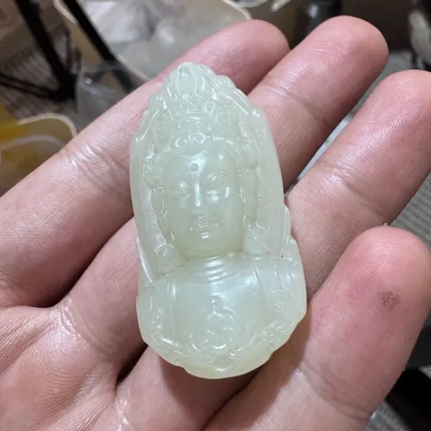 和田玉青海料观音头瘦