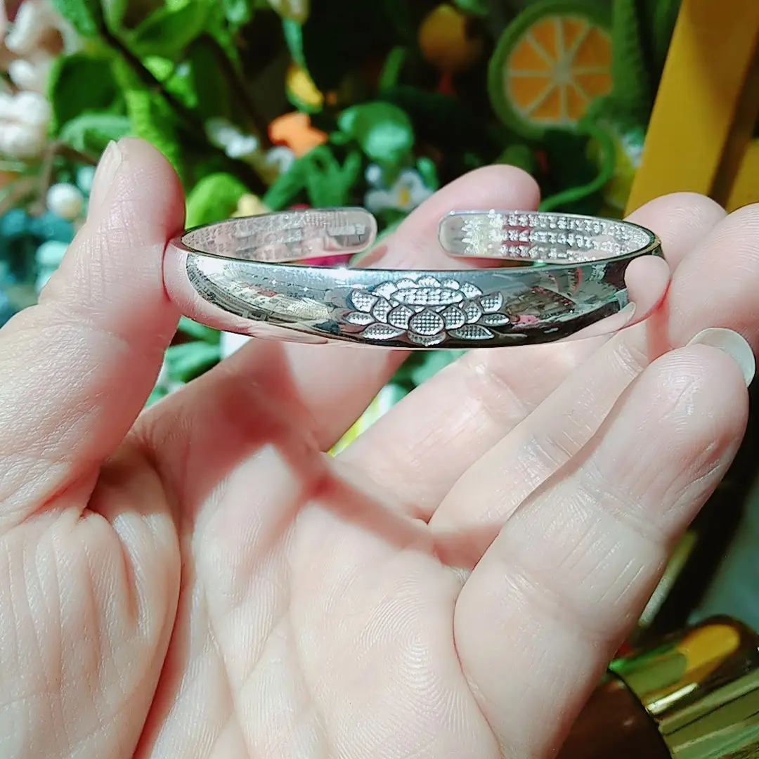 足银手镯 亮面莲花手镯