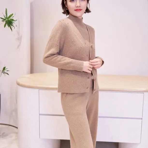 克劳西手工钉珠毛衣开衫满钻冬季新款时尚休闲百搭保暖针织上衣