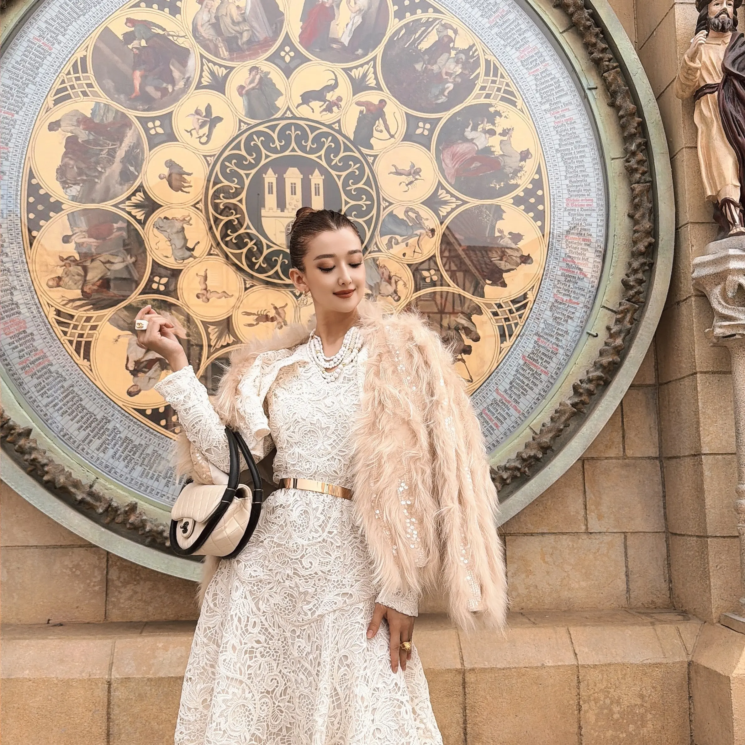 G&pari（巴黎美人）轻奢法式名媛风收腰显瘦水溶绣花连衣裙