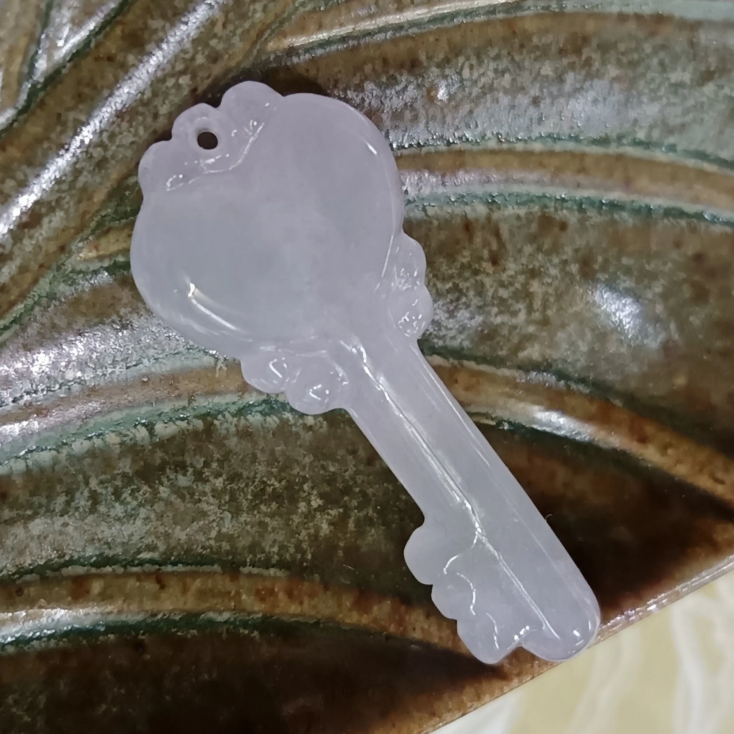 A货天然缅甸翡翠爱心钥匙男女款精美气质百搭挂件