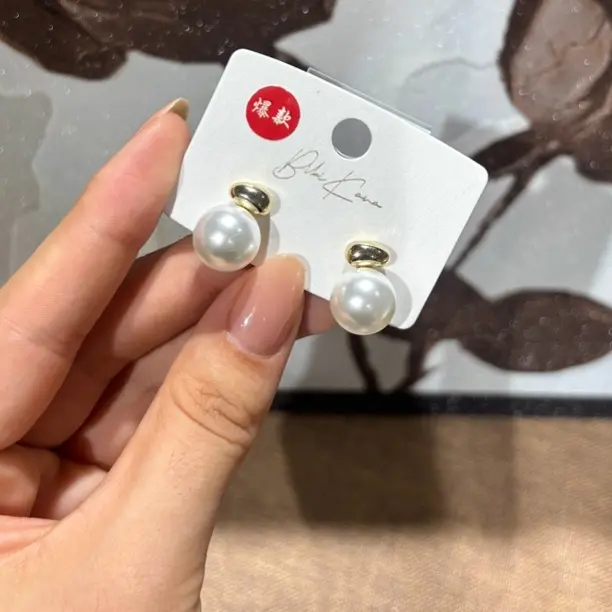 铜合金仿珍珠耳饰 铜合金珍珠耳饰 银针奶白圆珠耳钉 小众冷淡风