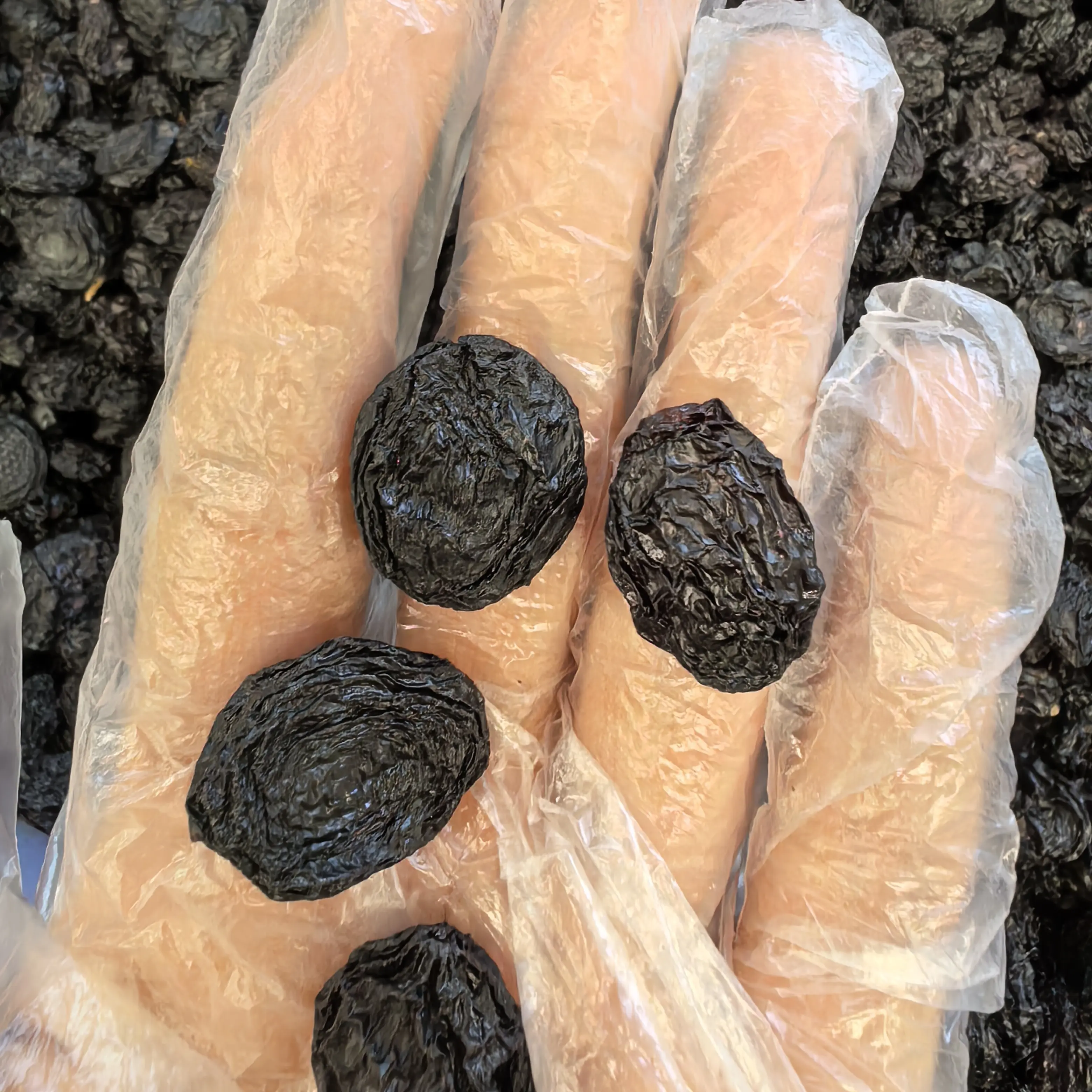 新疆特产夏黑葡萄干无添加肉厚香甜营养零食