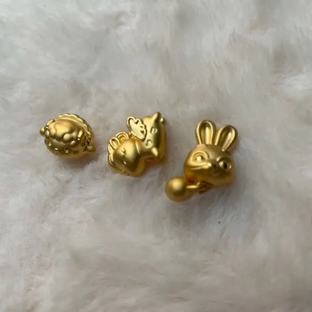 足金 kt猫 飞马 兔 送kt猫钥匙扣