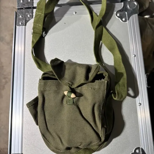 老式库存蛋鼓包带侧兜单挎斜挎包可收纳户外便携复古款