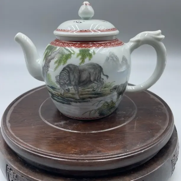 景德镇陶瓷手绘十二生肖粉彩兔图案茶壶手工龙头把茶壶