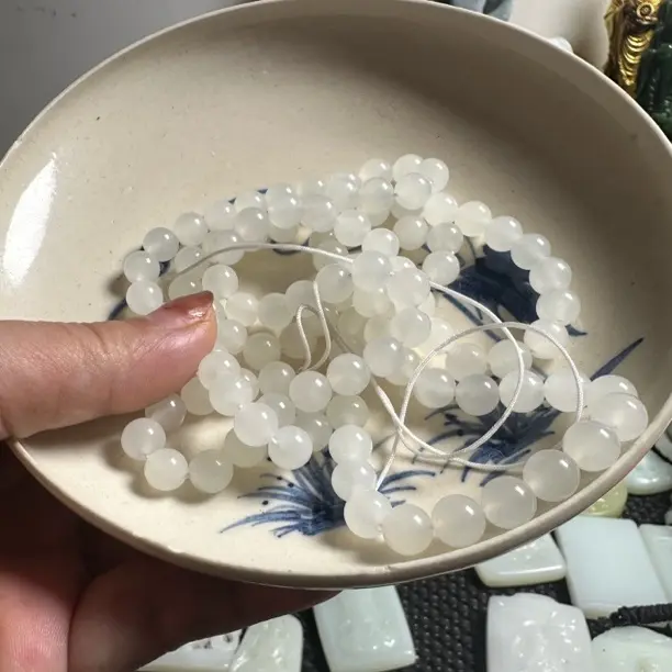 新号开播瓷盘一件