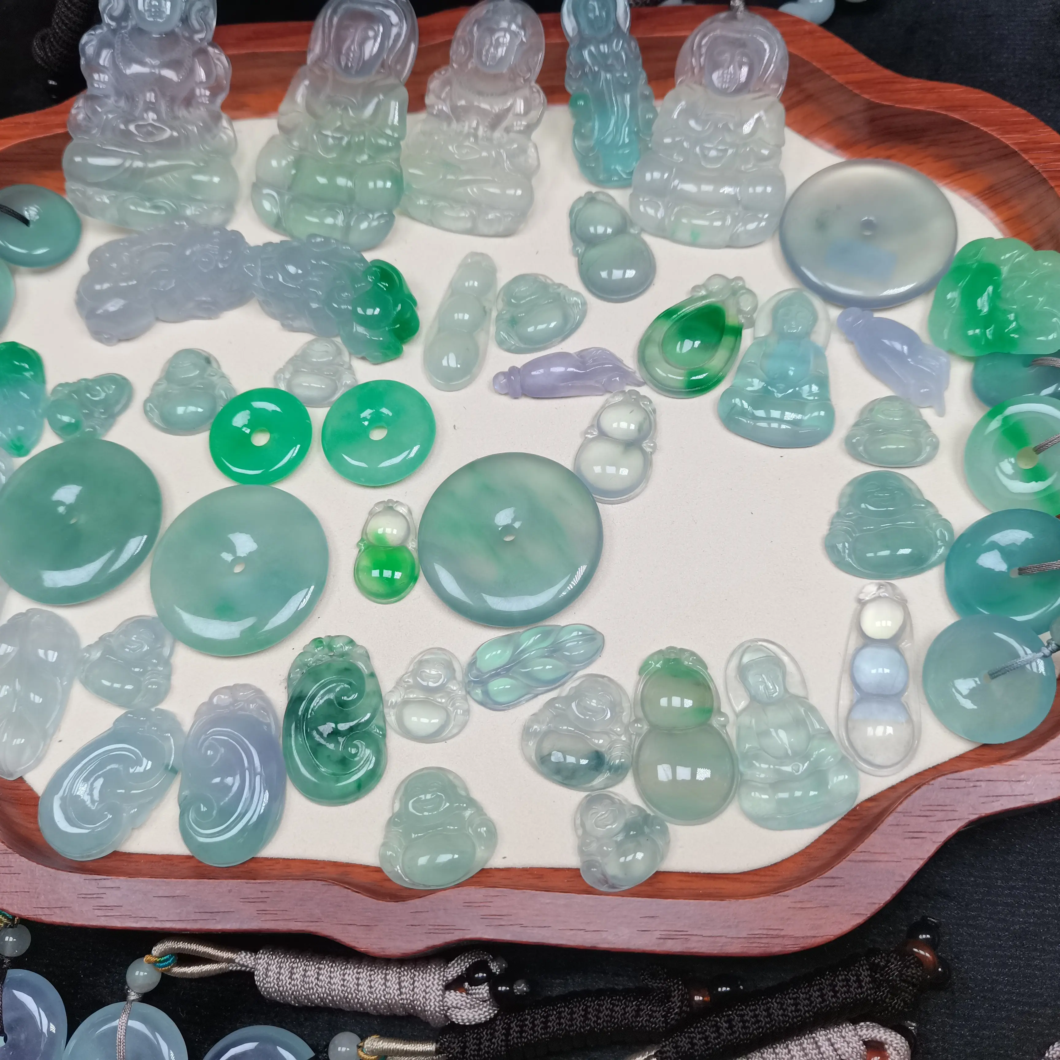 时尚精美吊坠通用链接（一物一拍请直播间挑选）